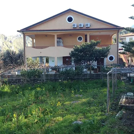 Agriturismo Fattoria Di Arieste Maierà
